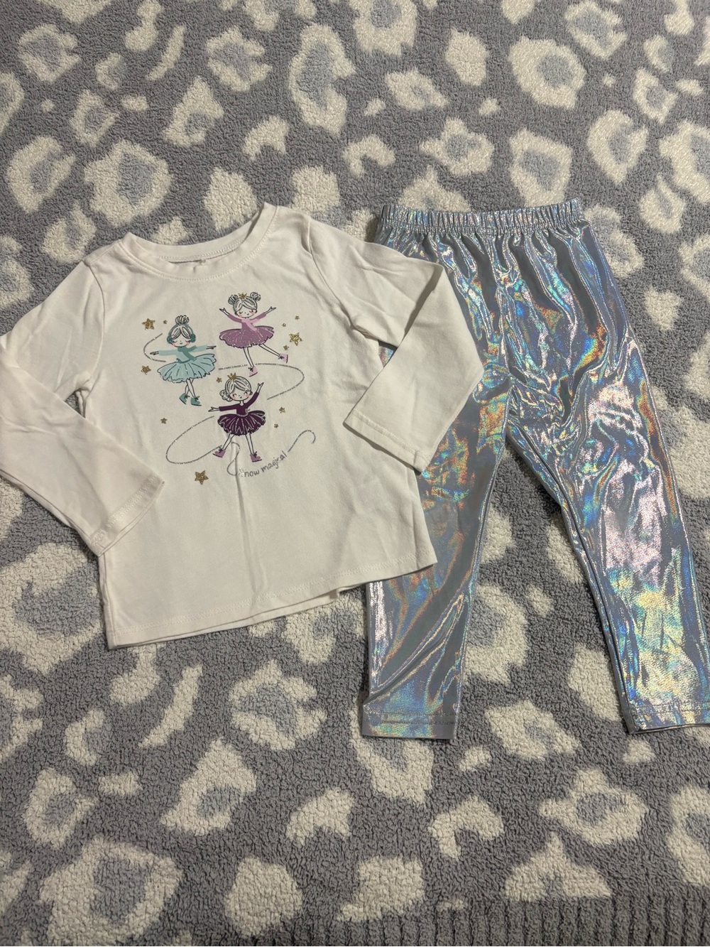 Long Sleeve Sparkly Winter Graphic Shirt and Matching Silver Iridescent Pants 3T